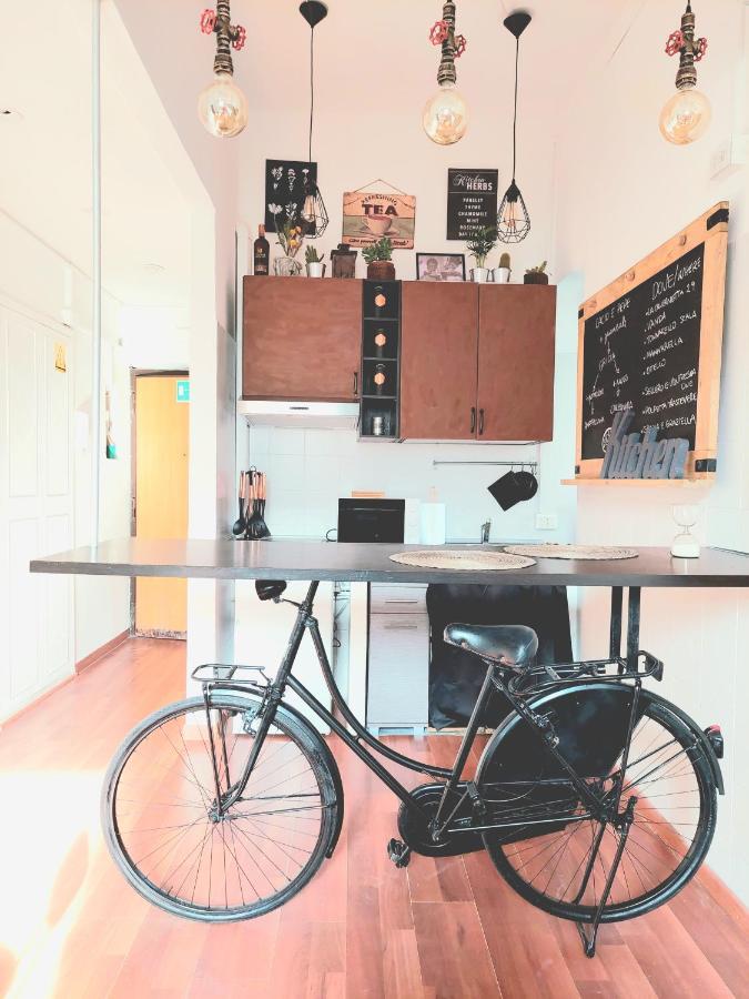 Trastevere In Bike - Con Wi-Fi E Ac ローマ エクステリア 写真